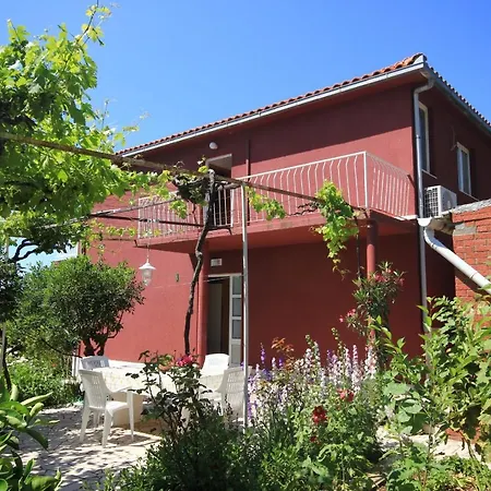 By The Sea - Perna, Peljesac - 4542